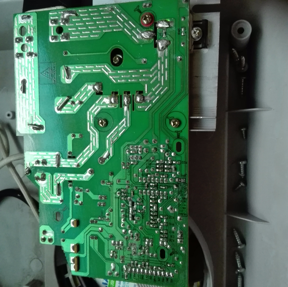 苏泊尔电磁炉显示e6请问师傅是什么原因