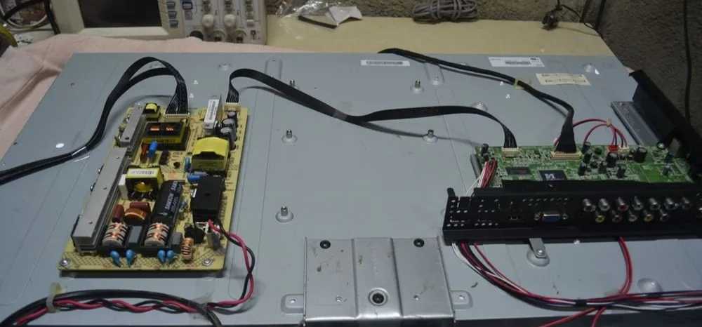 32寸康佳液晶电视电源故障维修